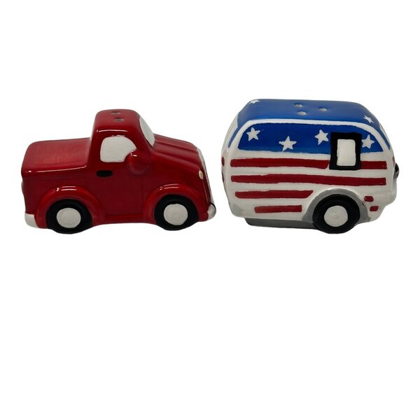Red Truck Patriotic Summer July 4 Salt Pepper Shaker Set Camper Trailer NEW Blue - Picture 3 of 8